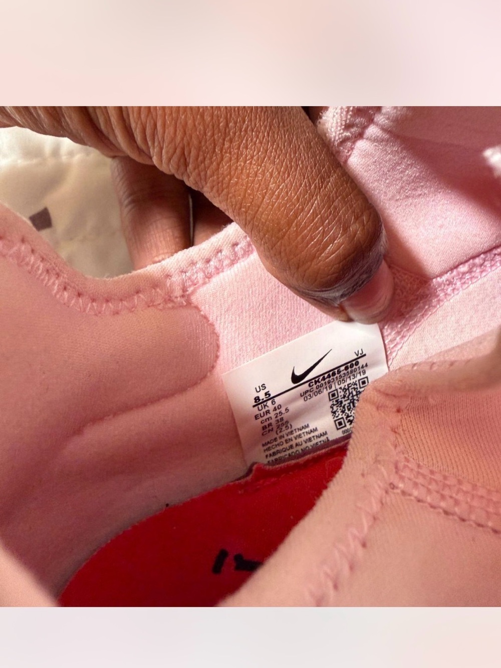 Nike Pink React Presto Sneakers - Picture 5 of 6